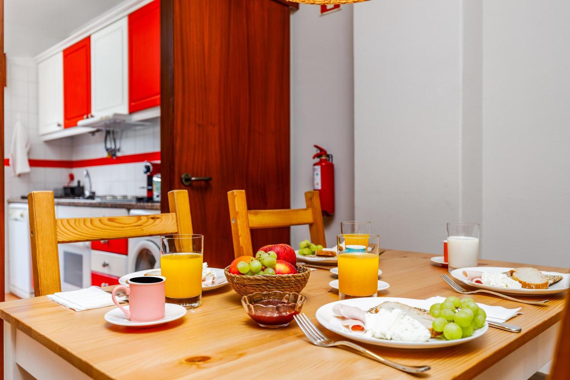 Апартаменты Casa Do Mar - Sea View - Wifi - Barbecue Сесимбра Экстерьер фото